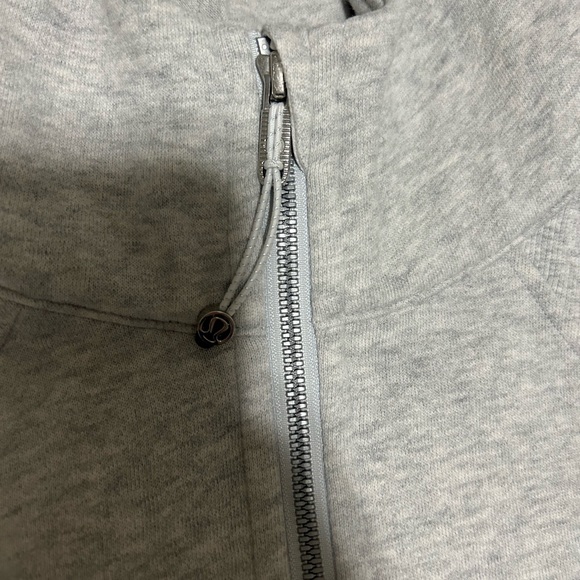 Lulu Lemon half zip - Picture 3 of 4